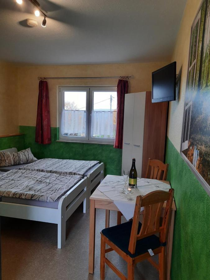 Haus Panoramablick Familie Loos Apartman Wasungen Kültér fotó