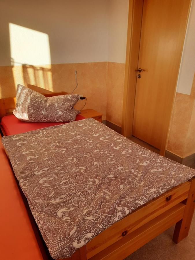 Haus Panoramablick Familie Loos Apartman Wasungen Kültér fotó