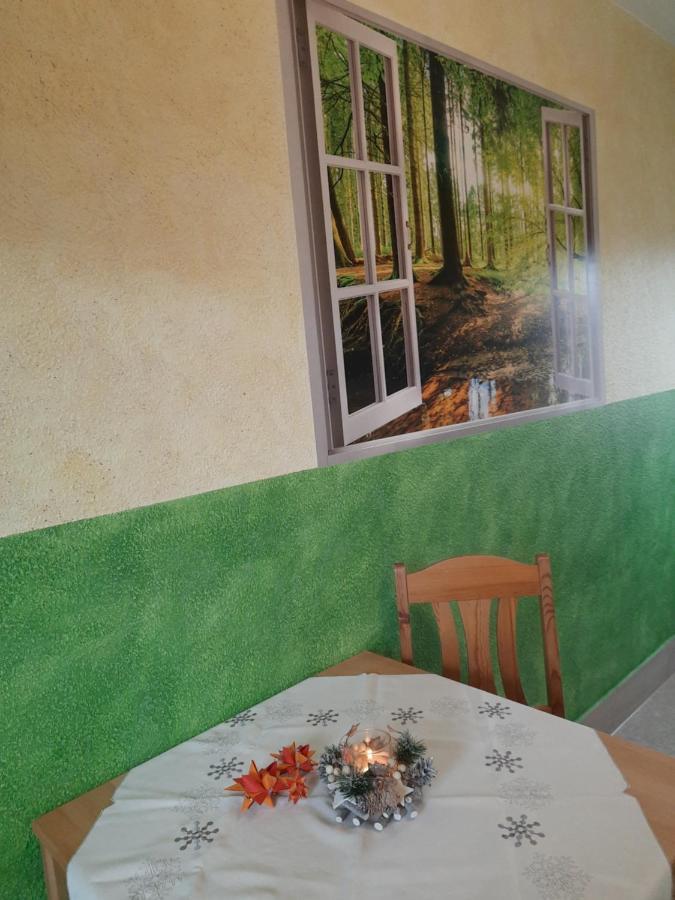 Haus Panoramablick Familie Loos Apartman Wasungen Kültér fotó